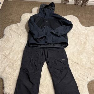 Helly Hansen Men's Sky Gear - Jacket and Pants- Navy Blue/black